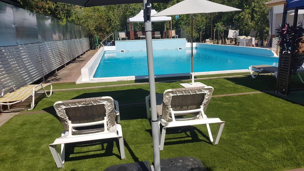 Cortijo San Jose Villa Sevilla Eksteriør bilde